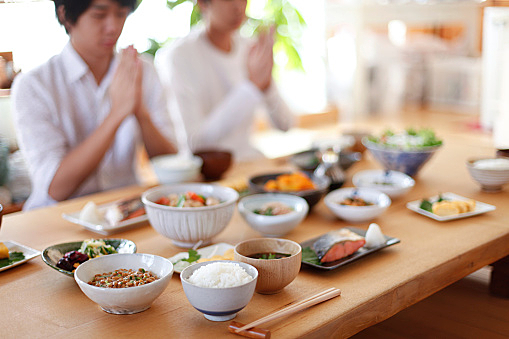 Breakfast eat with family